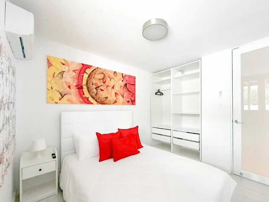 New Boutique House With Pool Near The Beach アグアダ