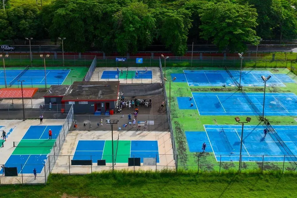 New Boutique House With Pool Near The Beach アグアダ 0*,  プエルトリコ